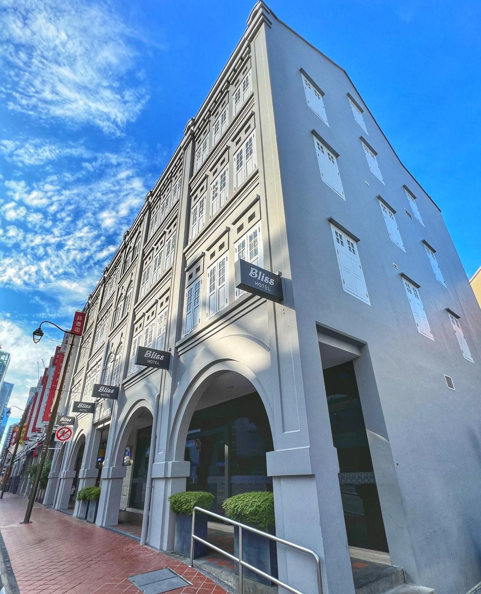 Bliss Hotel Singapore Exterior photo